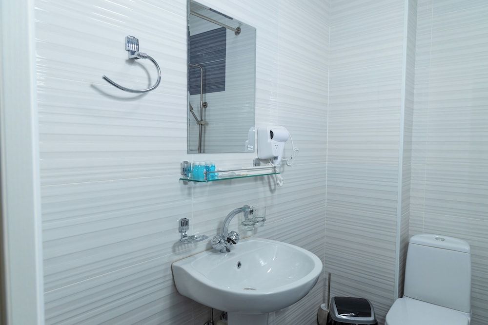 THE TIME HOTEL Deluxe Double or Twin Room 6