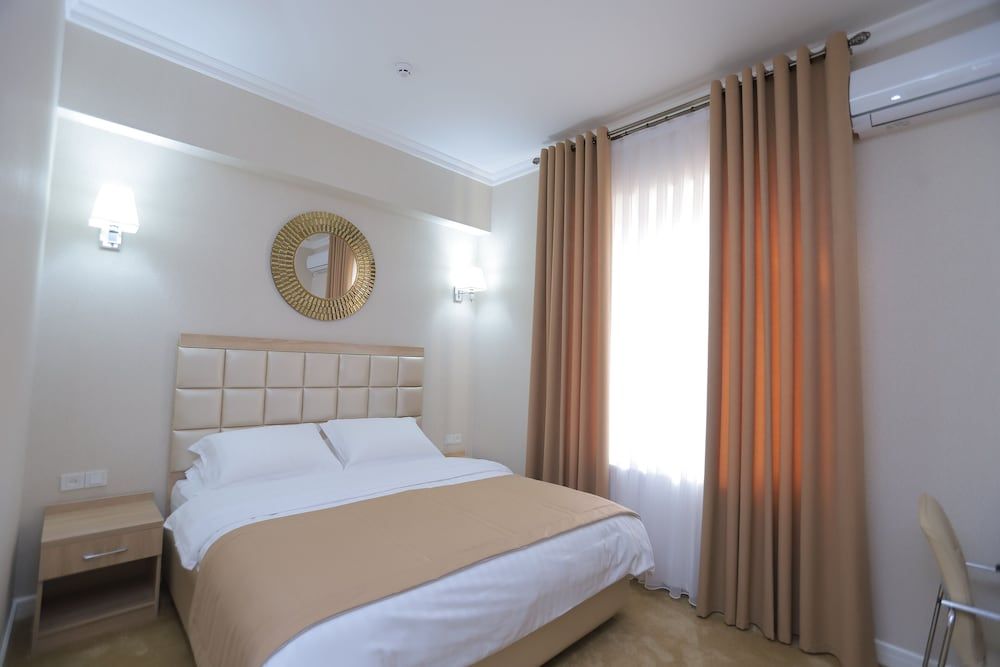 VELARA HOTEL 