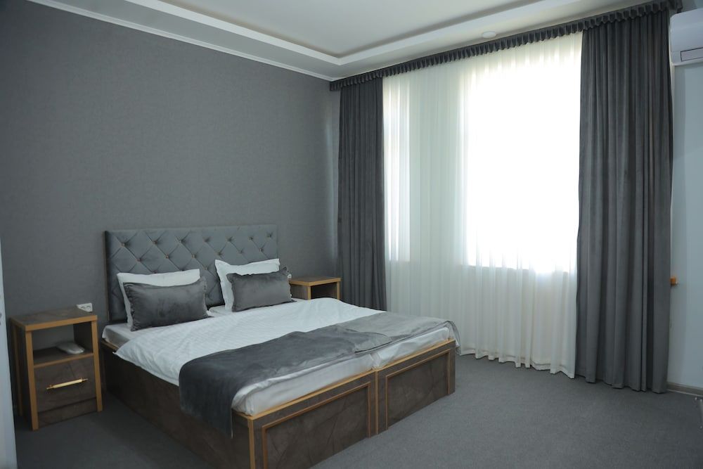 Basic Twin Room