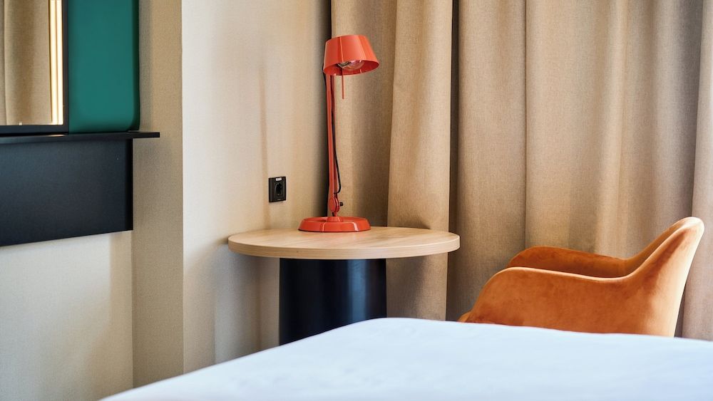 Holiday Inn Tashkent City by IHG Standard Room, 2 Twin Beds, Courtyard View 6