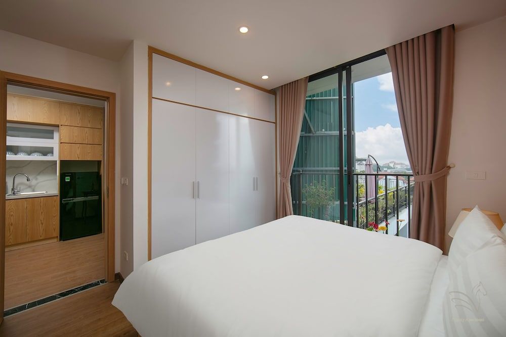 Classic Double Room, 1 King Bed, Balcony