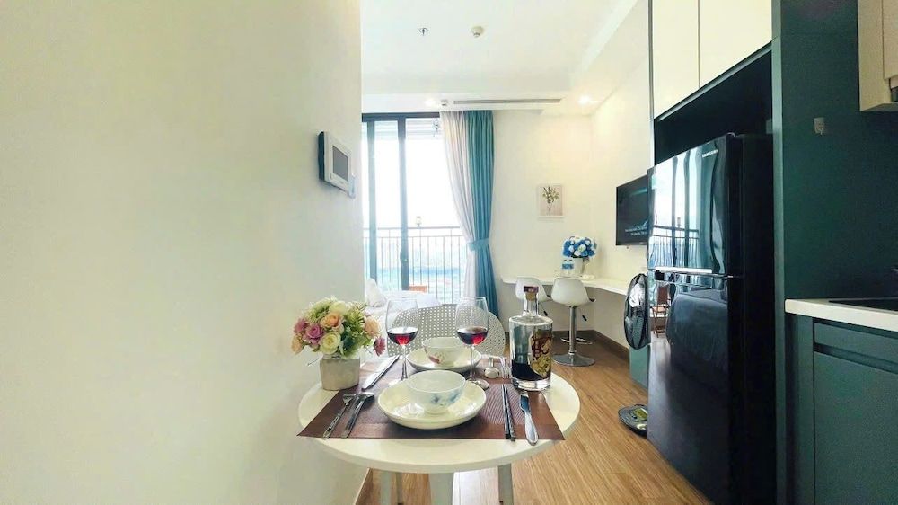 Vinhomes Green Bay-Studio Apartment Deluxe Studio 22