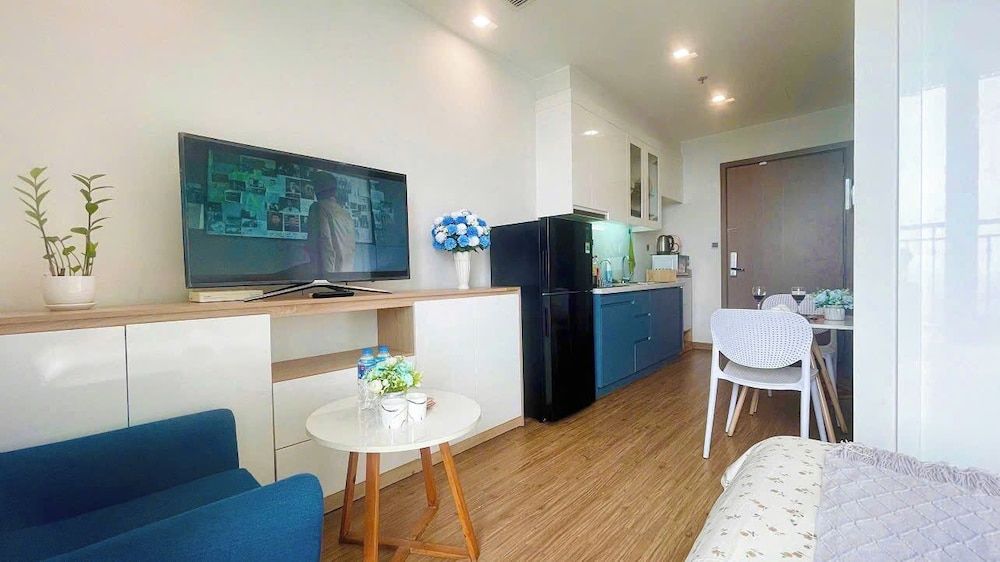 Vinhomes Green Bay-Studio Apartment Deluxe Apartment 16