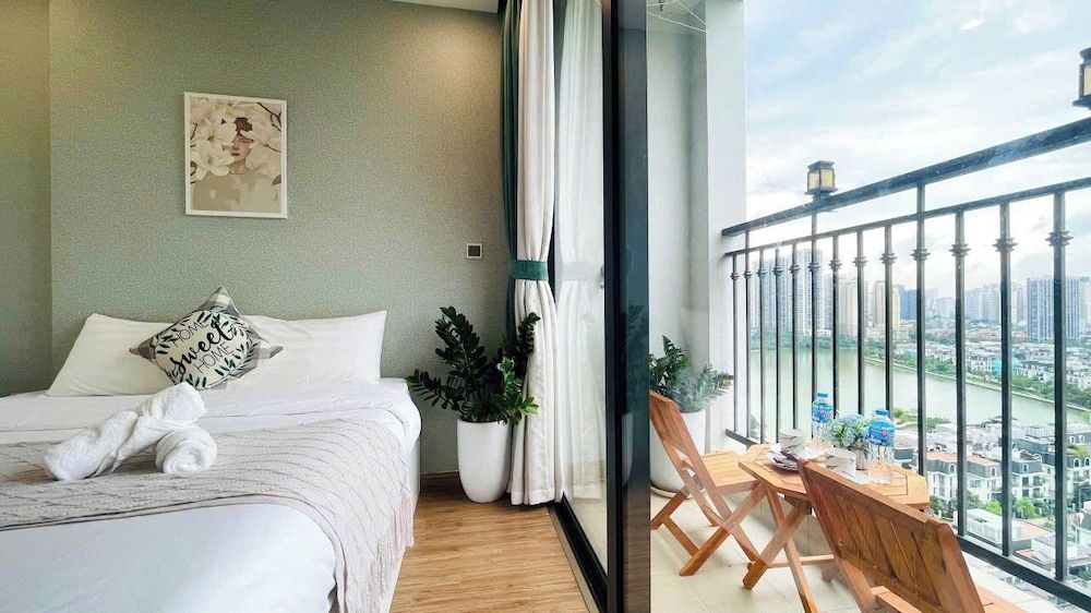 Vinhomes Green Bay-Studio Apartment Deluxe Studio 19