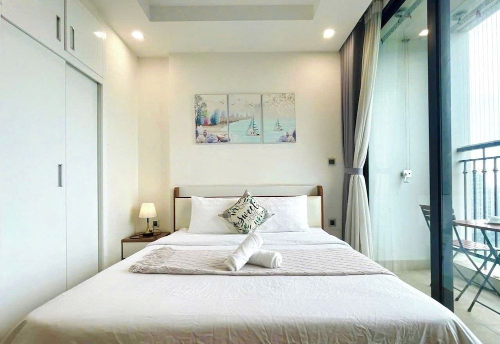 Vinhomes Green Bay-Studio Apartment Deluxe Apartment 4