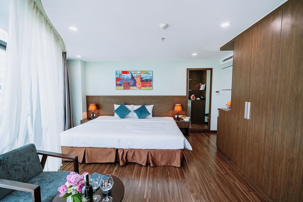 Deluxe Room, City View