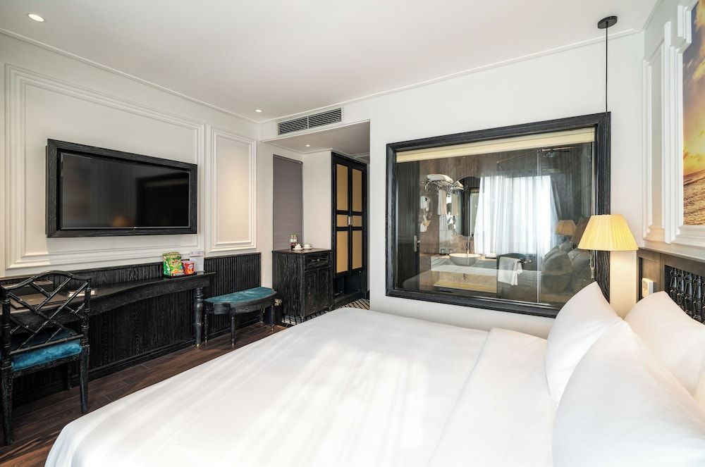 Luxe Paradise Premium Hotel Deluxe Twin Room, Non Smoking, City View 3