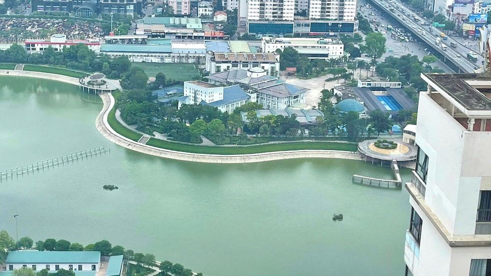 Vinhomes D'Capitale - Luna's House Honeymoon Apartment 10