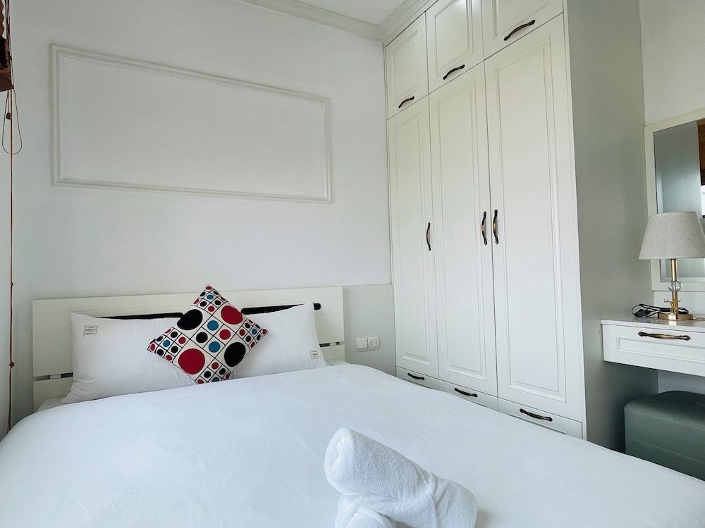 Vinhomes D'Capitale - Luna's House Apartment, 2 Bedrooms, City View 5