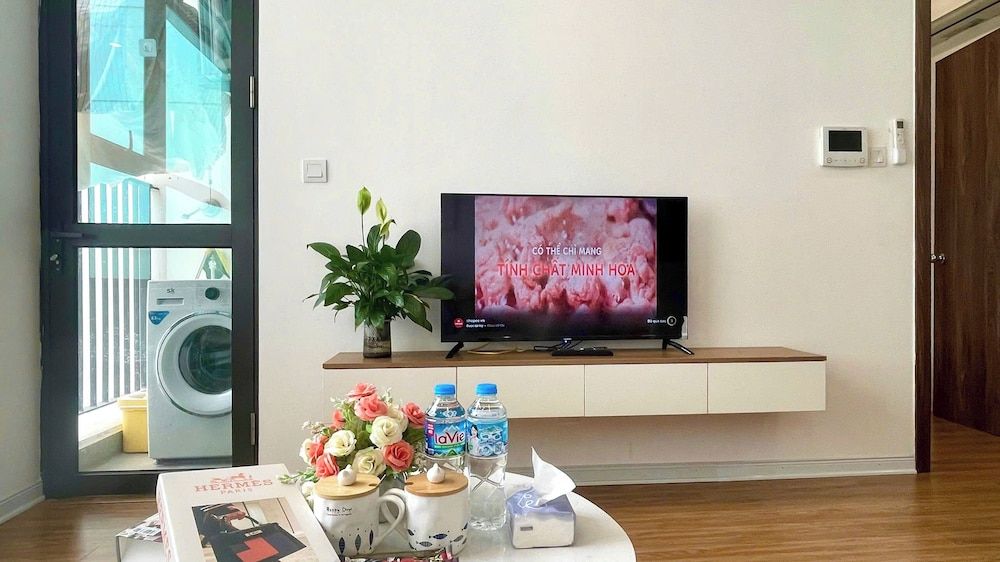 Vinhomes D'Capitale - Luna's House Honeymoon Apartment 15