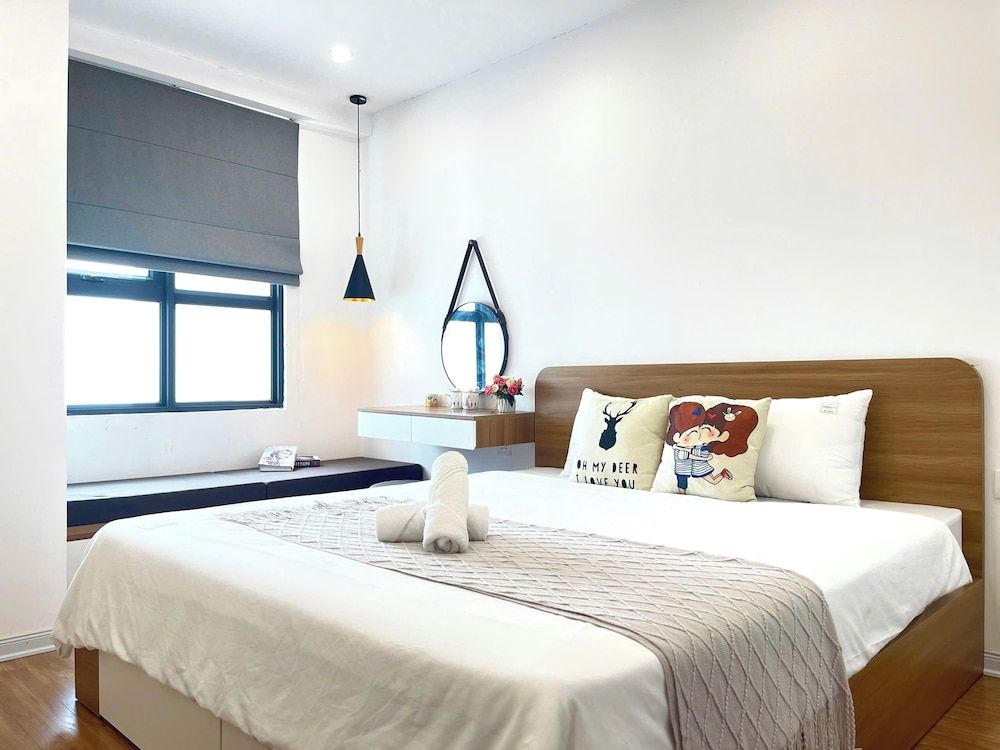 Vinhomes D'Capitale - Luna's House Honeymoon Apartment 9