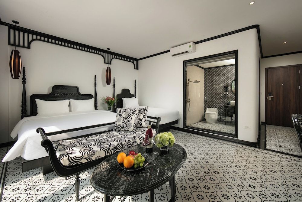 Family Room, 1 Bedroom, Balcony, City View