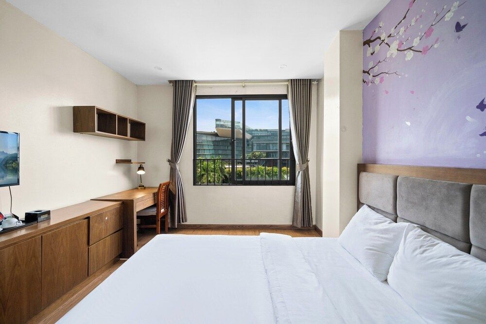 Senior Double Room, City View