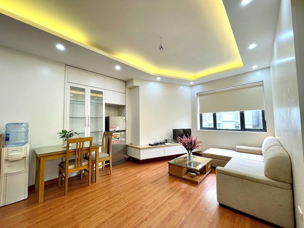 NINE HOUSING 92 Dao Tan Family Apartment 15
