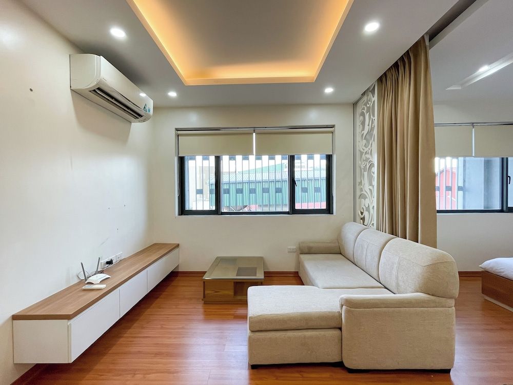 NINE HOUSING 92 Dao Tan Family Apartment 17