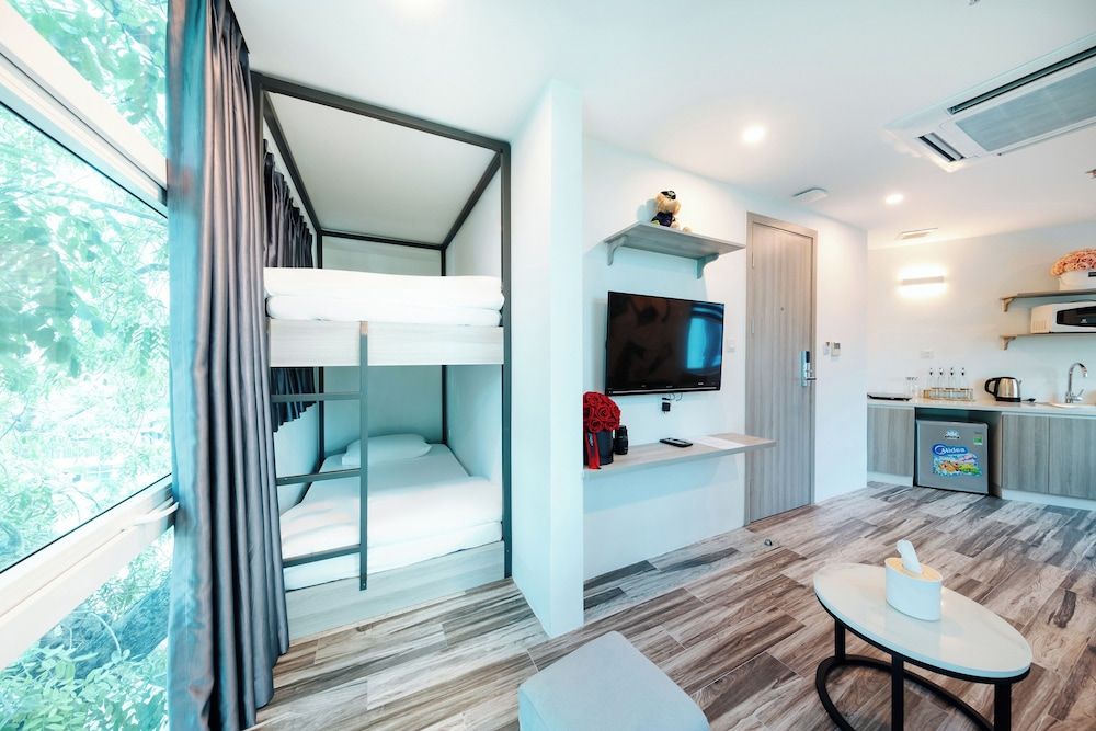 Family Apartment, City View