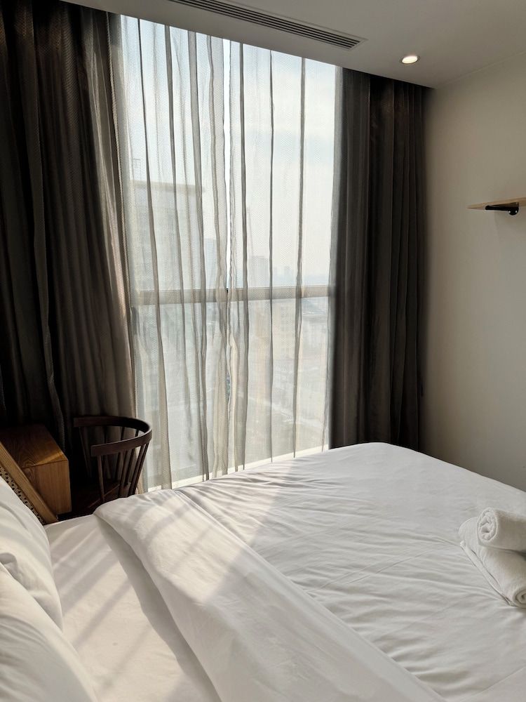 Standard Apartment, 2 Bedrooms, Kitchen, Lake View