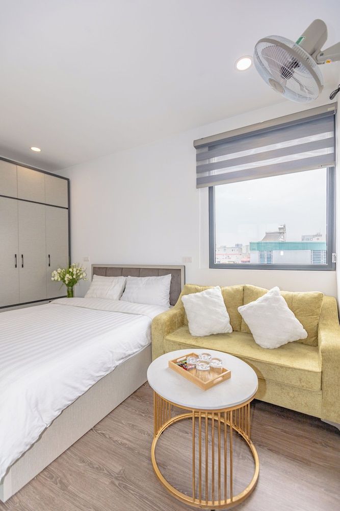 Classic Studio, City View