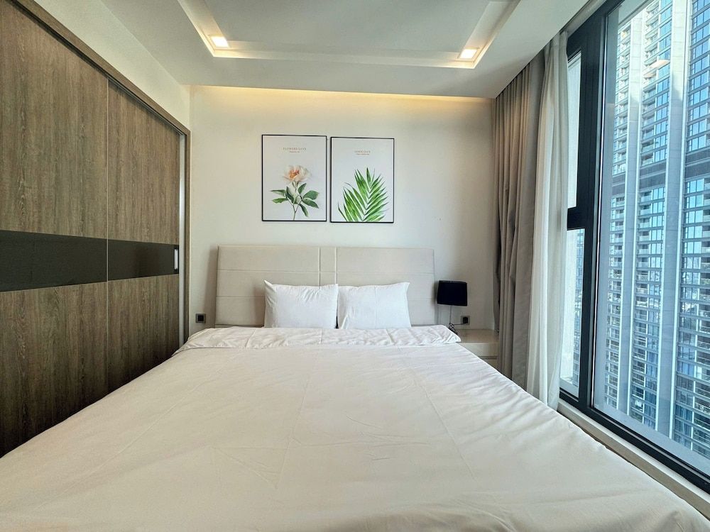 Comfort Apartment, 2 Bedrooms, Balcony, City View