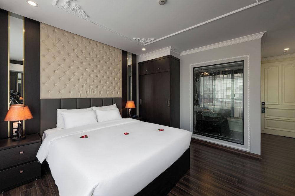 Junior Suite, City View