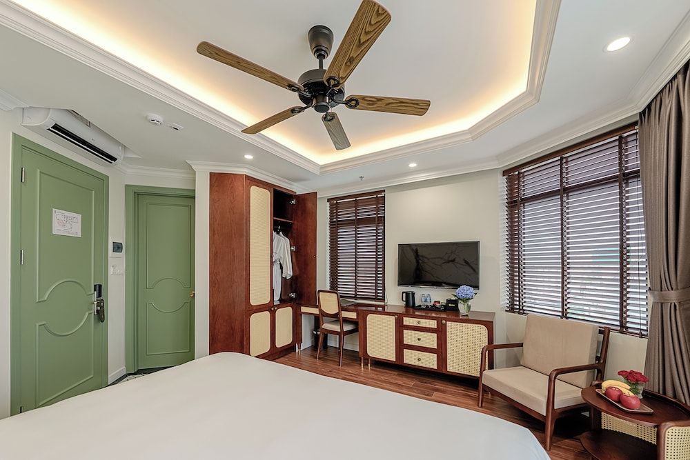Lestar Hotel Hanoi Premier Double or Twin Room 7