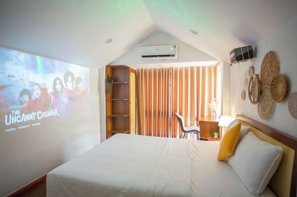 Deluxe Apartment, City View