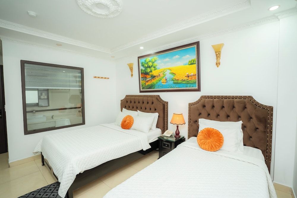 Deluxe Triple Room