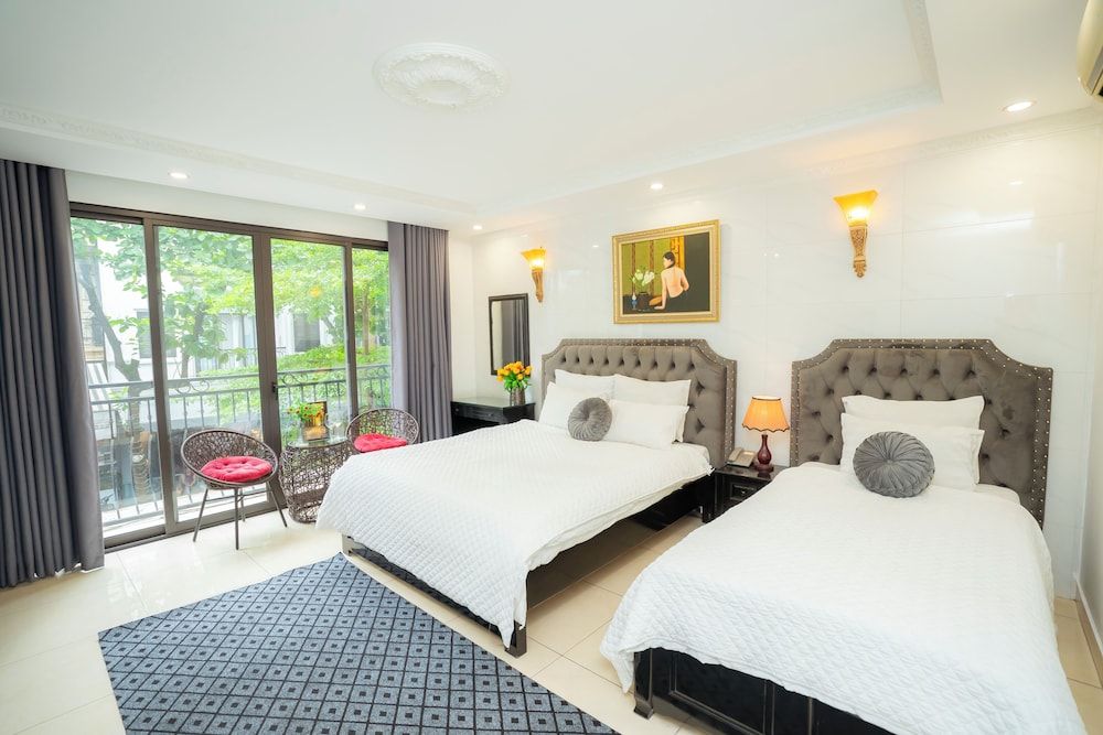 Junior Studio Suite, City View