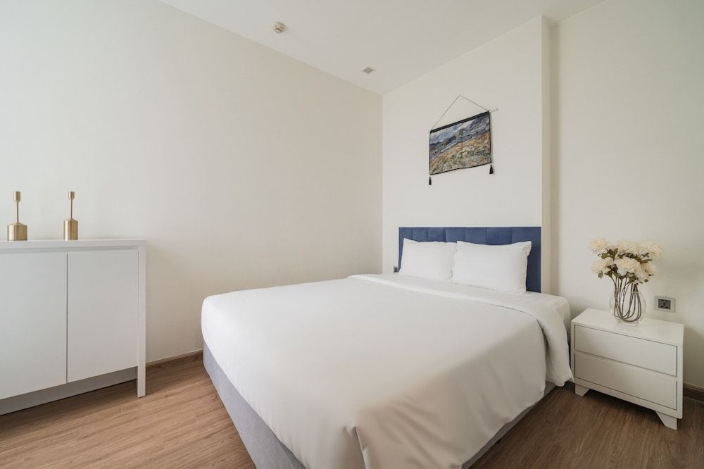 Premier Apartment