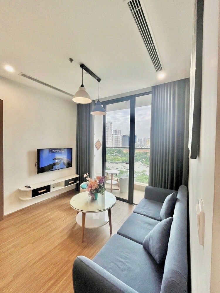 Asahi Luxstay Vinhomes Skylake APT 2br