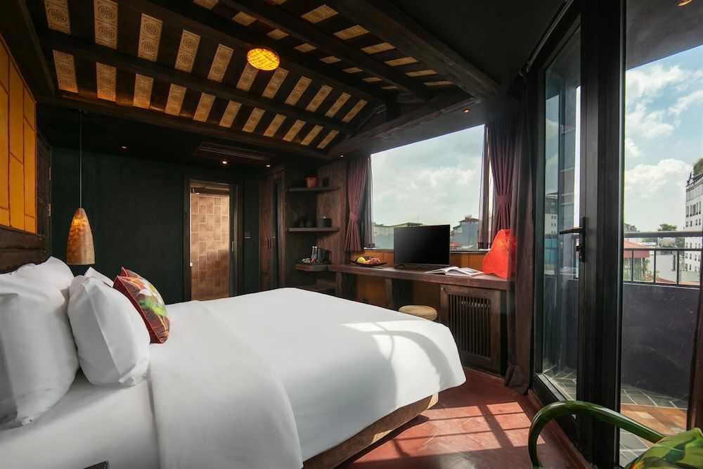Junior Double or Twin Room, Balcony, City View