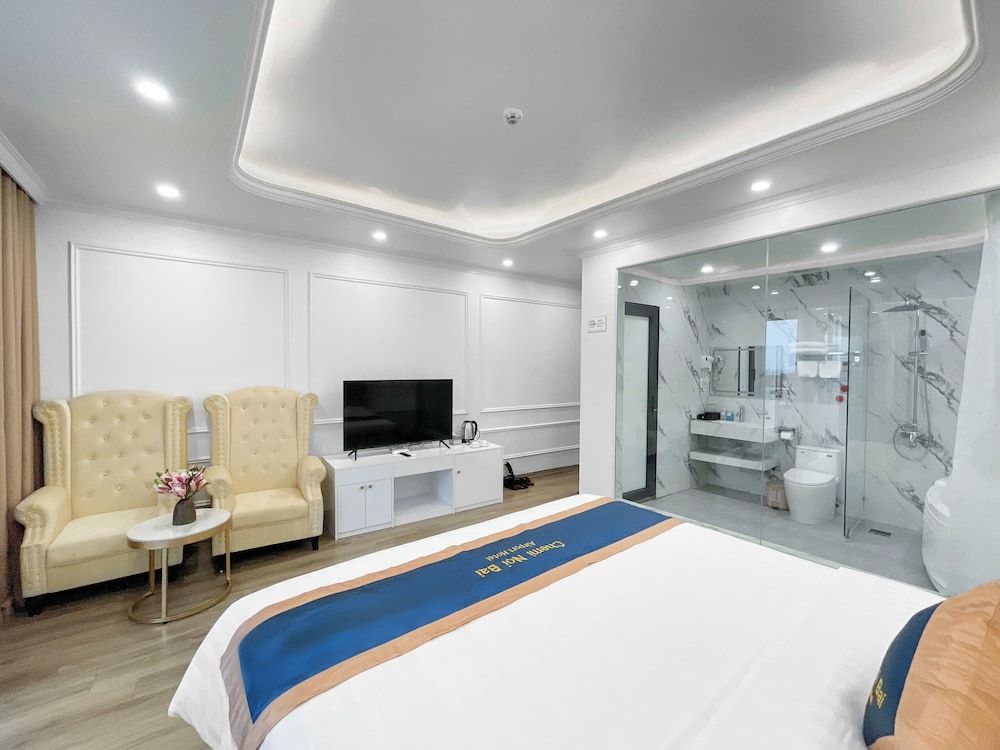 Deluxe Studio Suite, Balcony