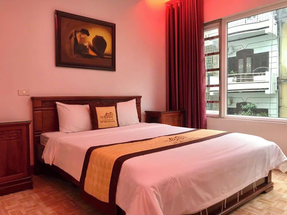 Superior Room, City View