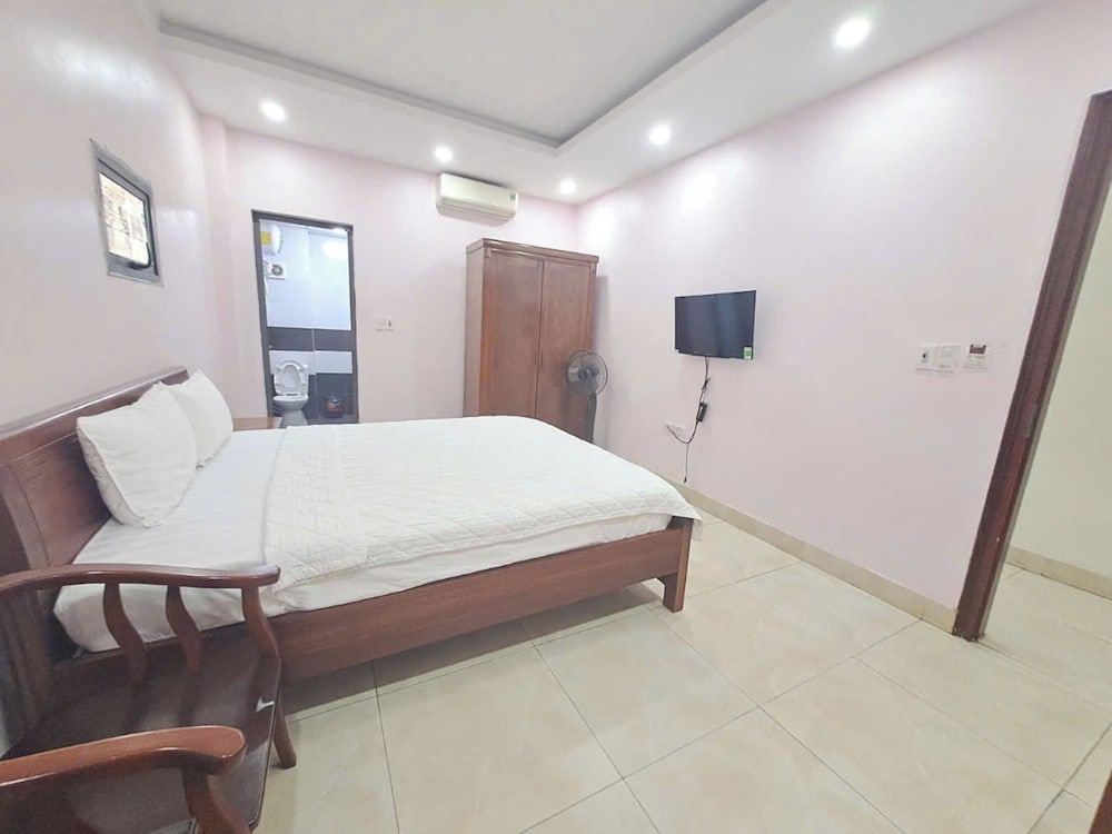 Standard Double Room, City View