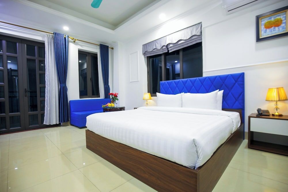 Hanoi Shining House Junior Double or Twin Room, Courtyard View 9