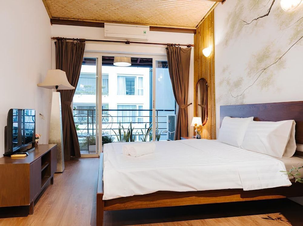 Luxury Studio, City View
