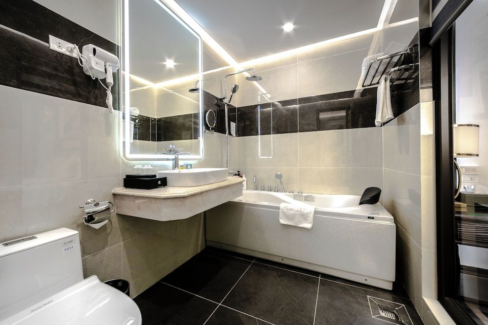 A25 Hotel - 16 Mieu Dam Executive Double Room 5