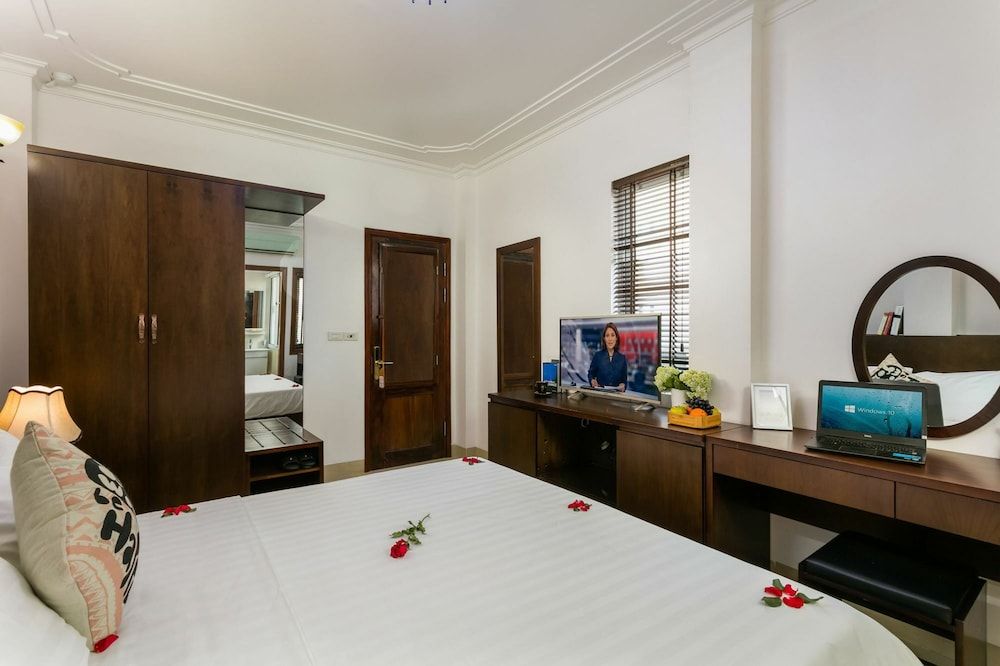Deluxe Double Room, Courtyard View