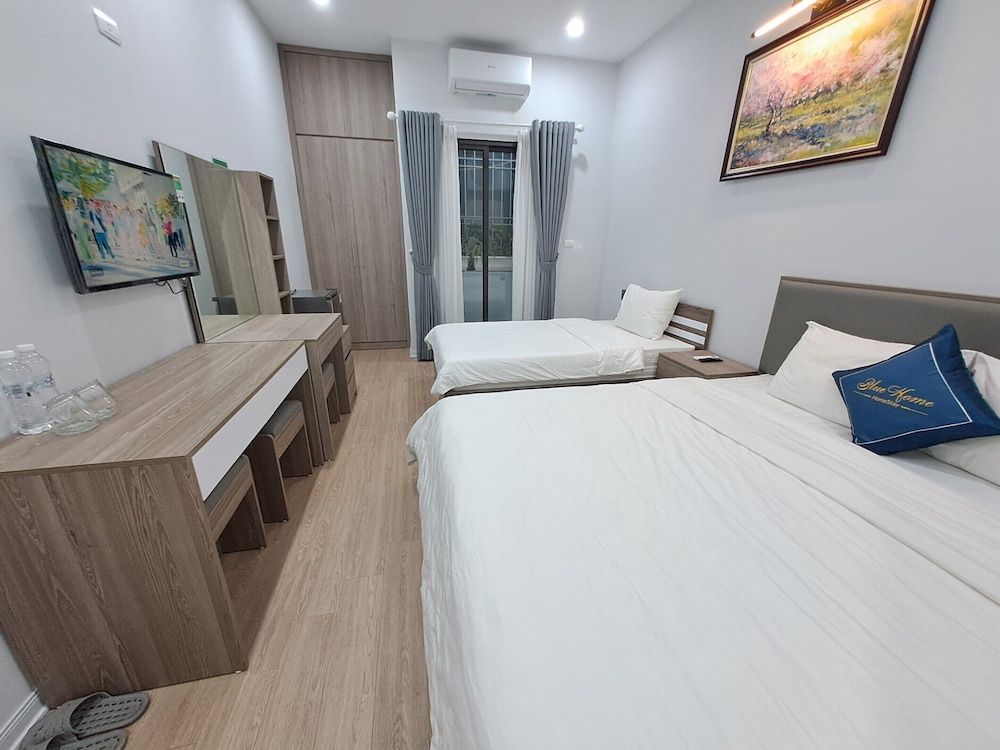 Economy Triple Room