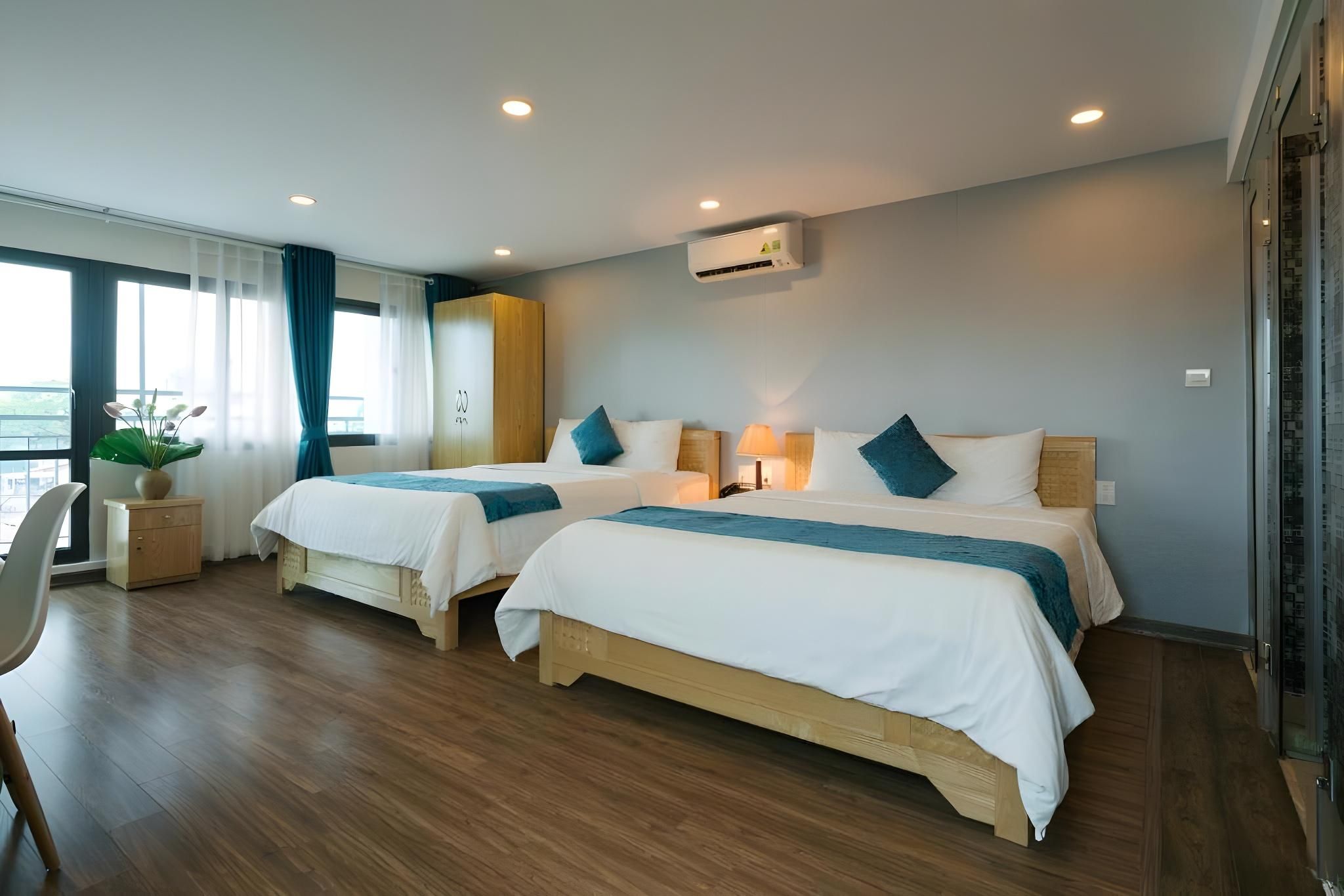 Family Suite with Balcony