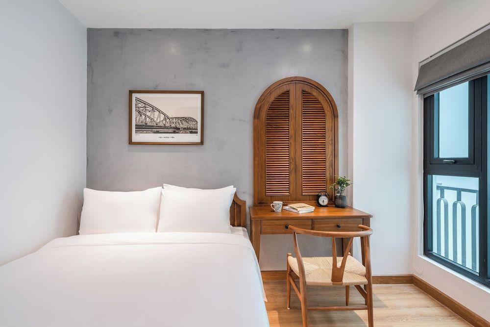 Peach Double Deluxe Room