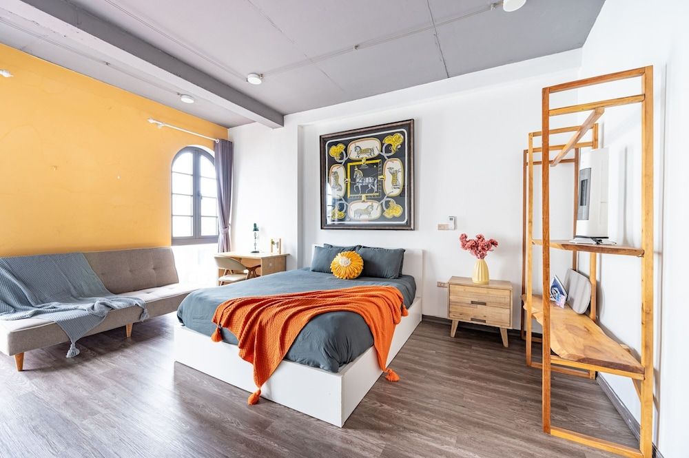 Deluxe Apartment