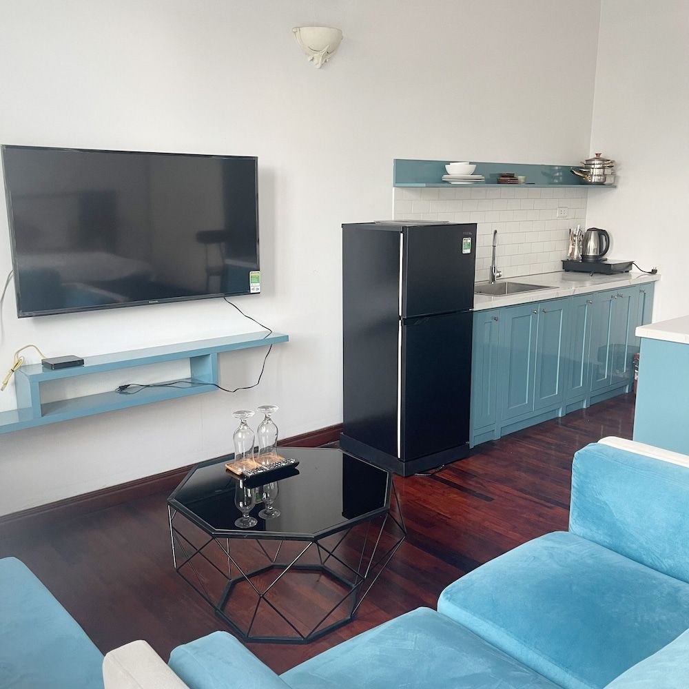Deluxe Studio Suite