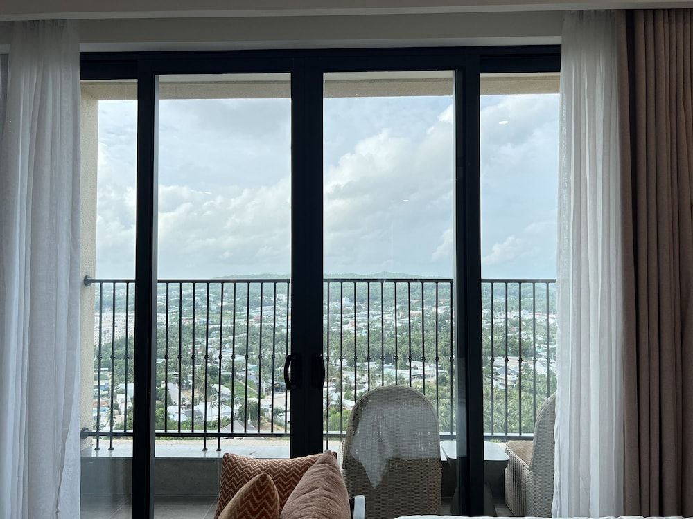 Hillside Luxury Phu Quoc Apartment Superior Studio, 1 King Bed, Sea View 17