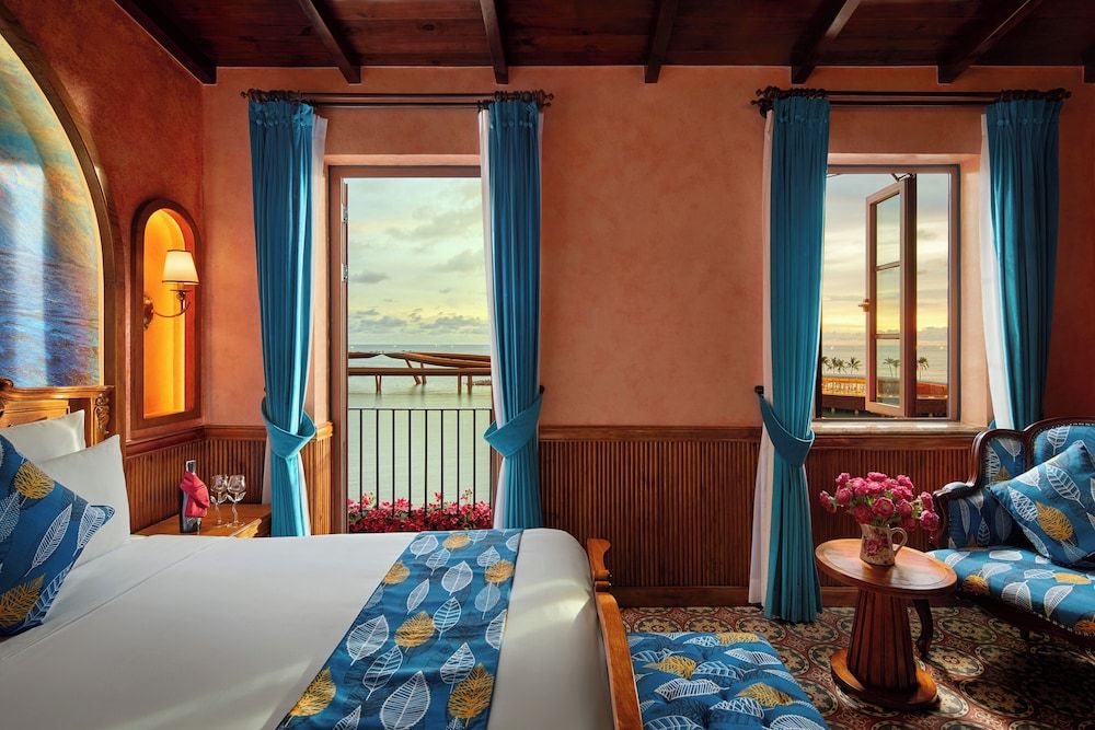 Aeternus Amoris, Ocean View, 1 King Bed with 2 Balconies