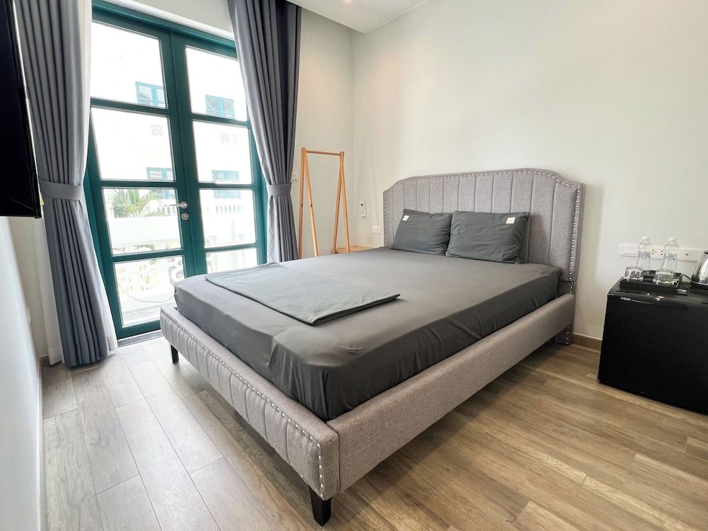 Cataleya Beach Boutique Villas 4 Bedrooms in Panoramic House with Balcony - Oceanfront 3