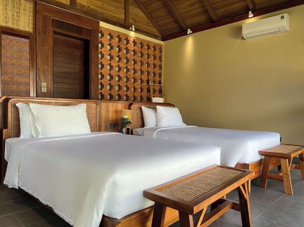 Coco Island Retreat Phu Quoc Luxury Sea View Villa, 2 Twin Beds