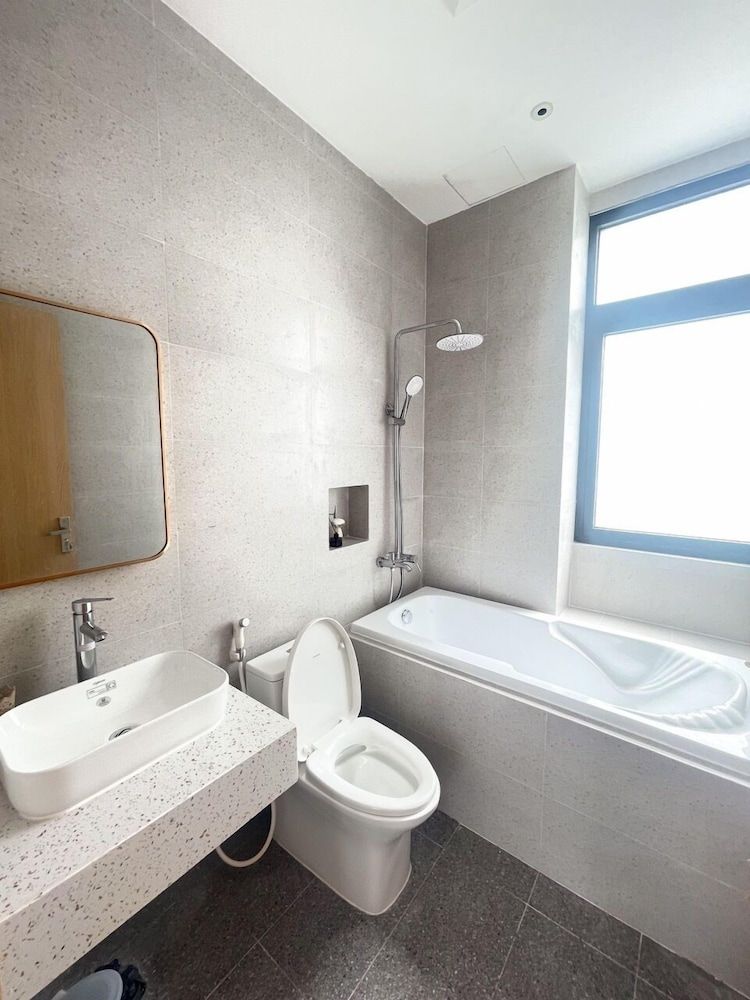 Deluxe Room, City View