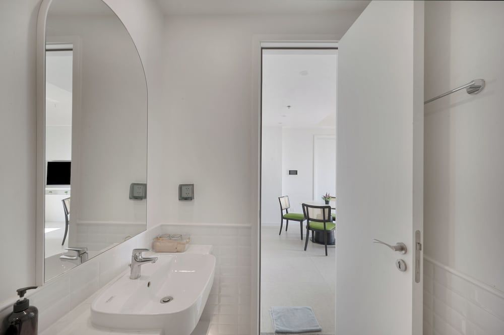 La isla Apartments & Villas – Sea View & Fireworks Phu Quoc Deluxe Apartment, 2 Bedrooms, Ocean View 18