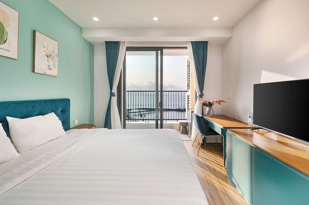 La isla Apartments & Villas – Sea View & Fireworks Phu Quoc Apartment, 1 Bedroom, Beach View 9